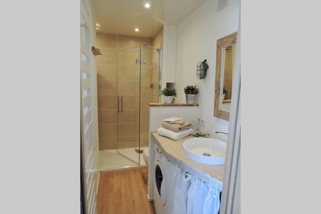 Emplacement Privilegie Pour Ce Bel Appartement Saint-Raphaël Eksteriør bilde