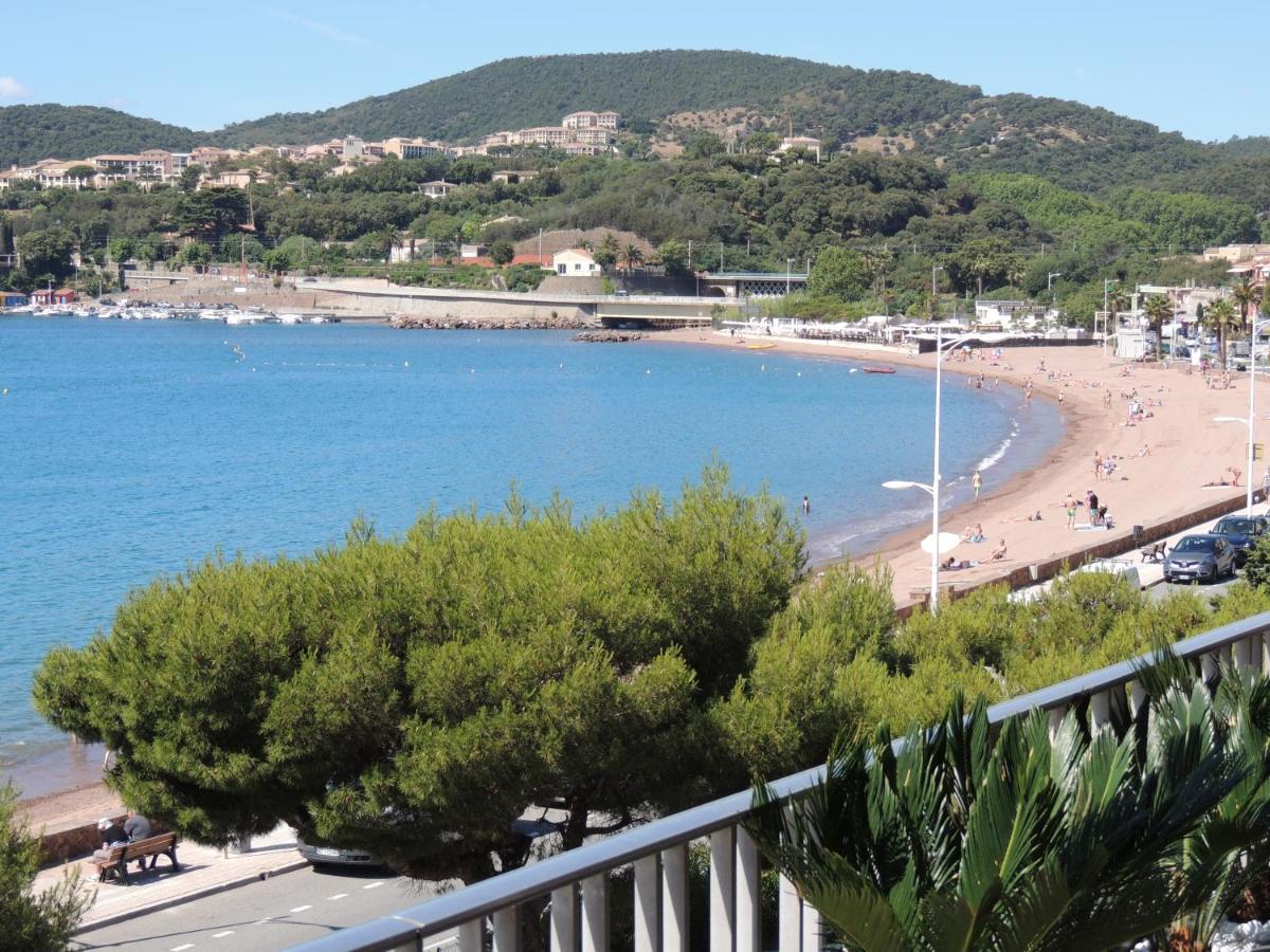 Emplacement Privilegie Pour Ce Bel Appartement Saint-Raphaël Eksteriør bilde