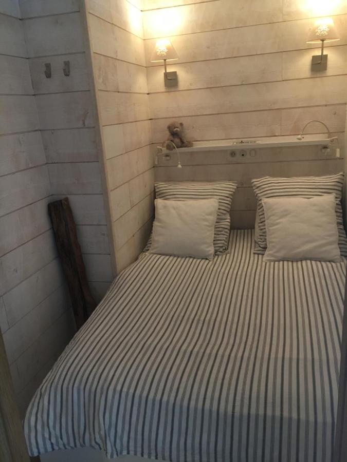Emplacement Privilegie Pour Ce Bel Appartement Saint-Raphaël Eksteriør bilde